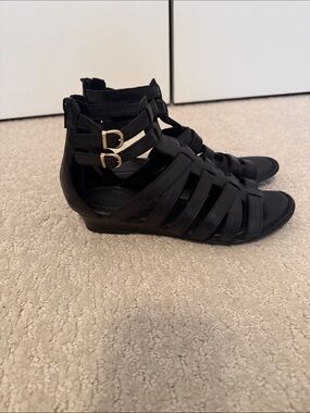 Women's Black Strappy Gladiator Sandals